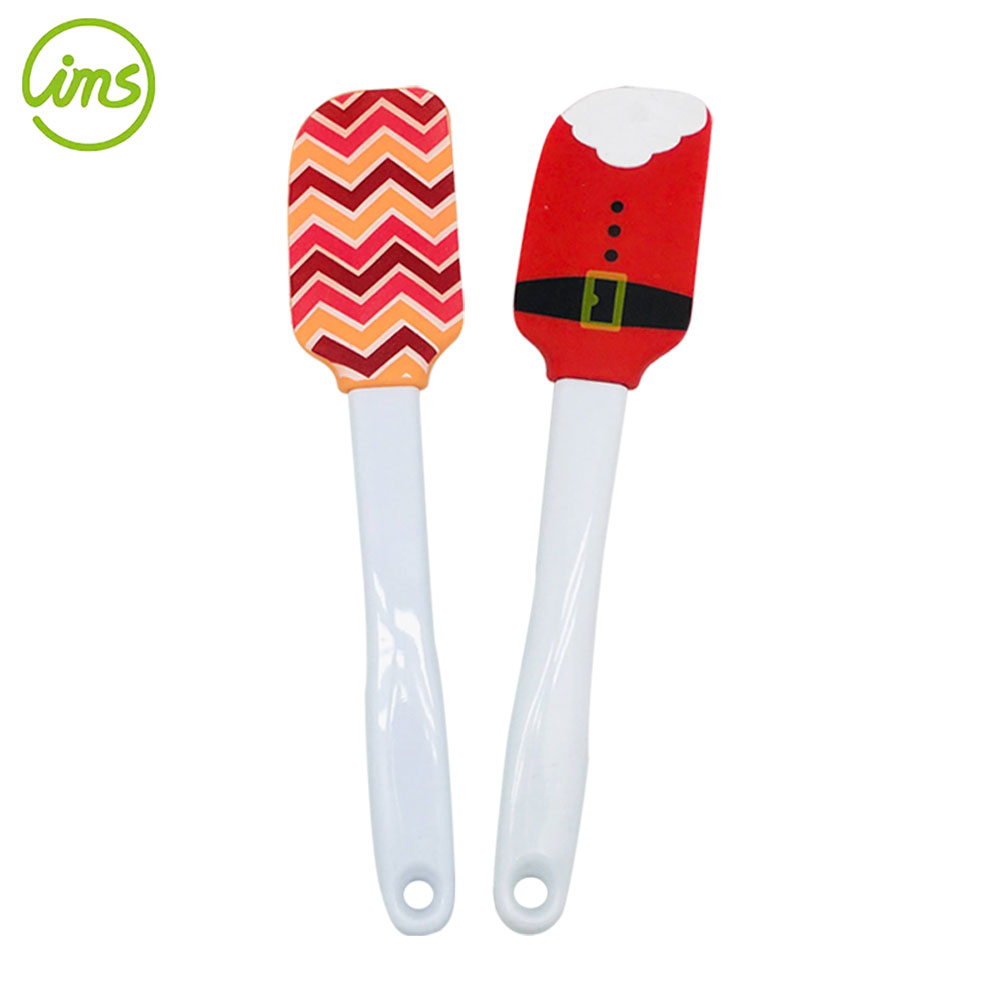 spatule en silicone colorée pour les fêtes